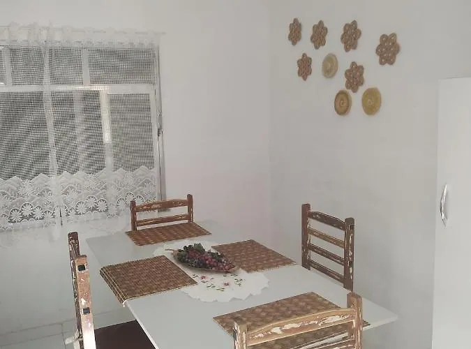 Confortavel Apartamento No Centro Ano Bom